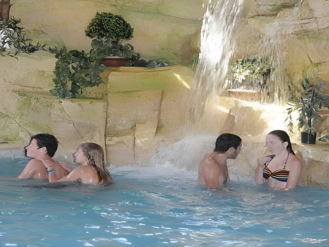 Camping le Château d'Arvid - Villerville -piscine