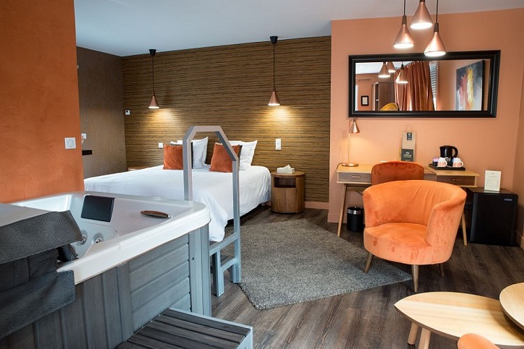 chambre jacuzzi-hostellerie Acquigny