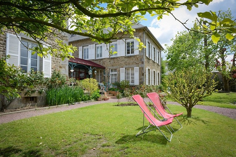 ducey-hotel-auberge-de-la-selune (4)