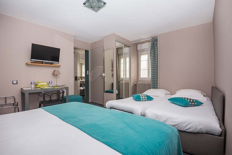 ducey-hotel-auberge-de-la-selune (7)