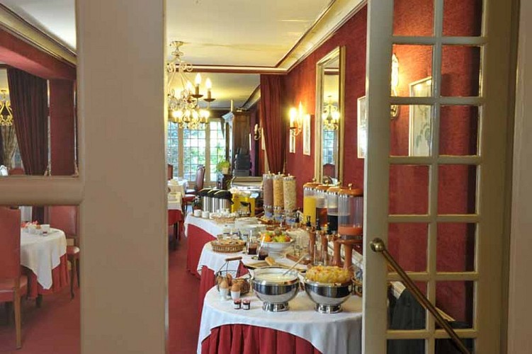 2012_Pontorson_H Montgomery_petit dejeuner3_TIS