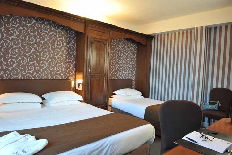 2012_Pontorson_H Montgomery_chambre1_TIS