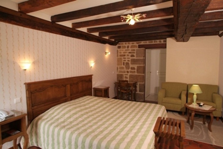 sainte-cecile-le-manoir-de-l-acherie-3