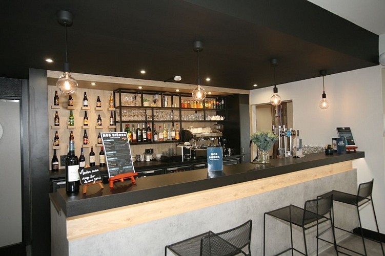 ©Cauvin JB Bar - 08