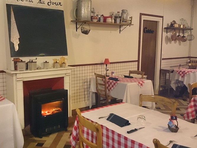 lessay-hotel-restaurant-le-normandy-2