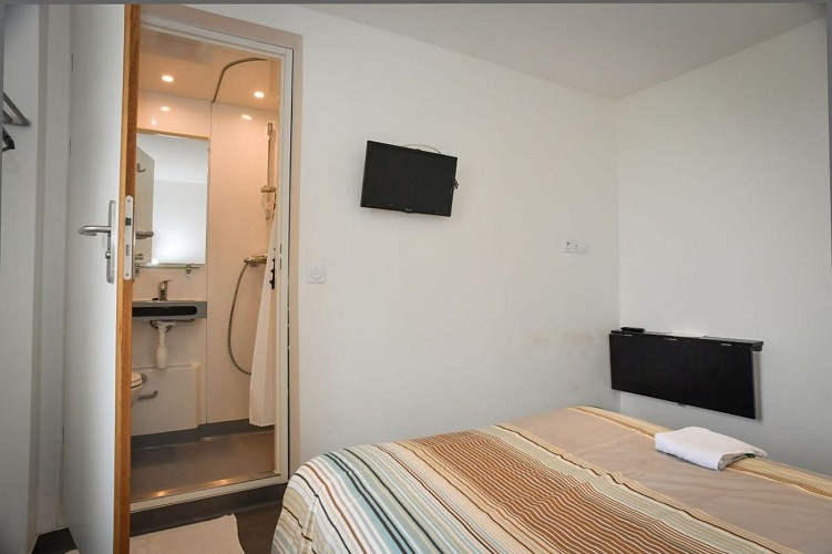 saint-amand-hotel-de-la-gare-4