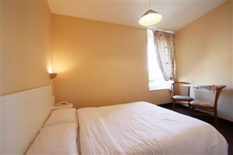 pontorson-hôtel-le-france