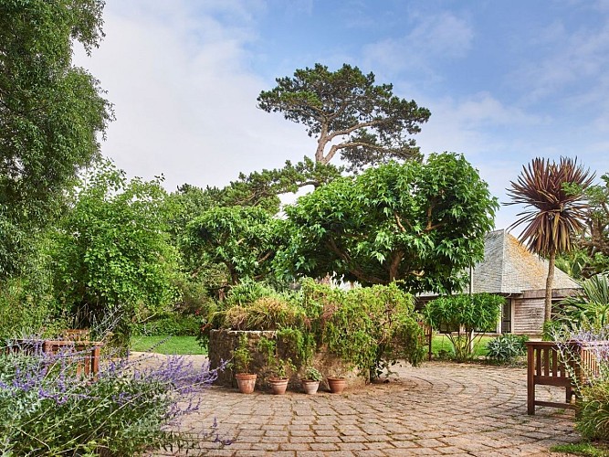 Les Maisons de Tatihou / Restaurant le Carré - Jardins - Tatihou