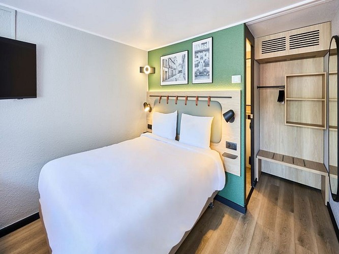 Campanile-Alencon-800