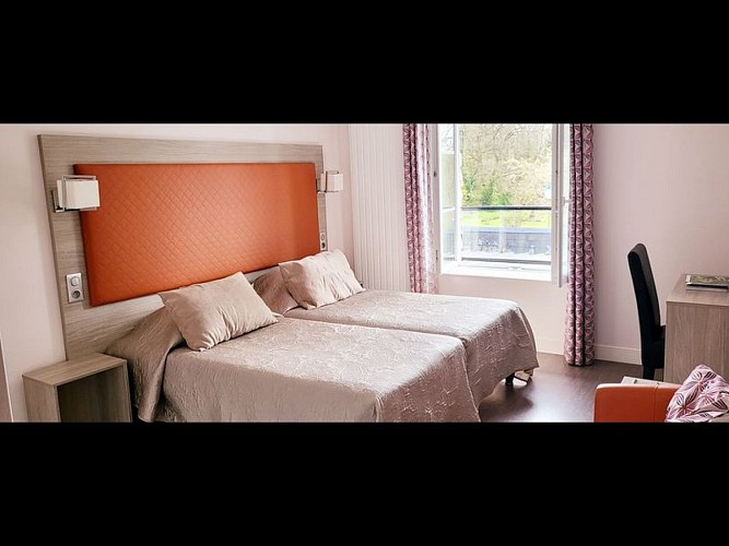 Hotel-de-France-Domfront-800