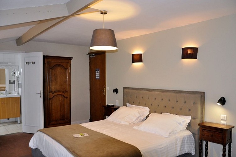 Vieille ferme CHAMBRE 2