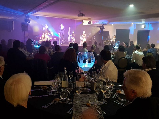 Salle de banquet et séminaire Ango