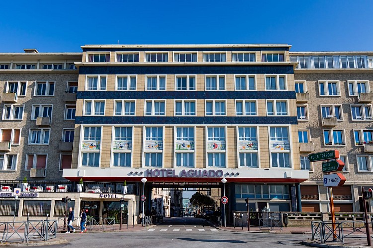 Hôtel AGUADO, une porte entre la mer et la ville