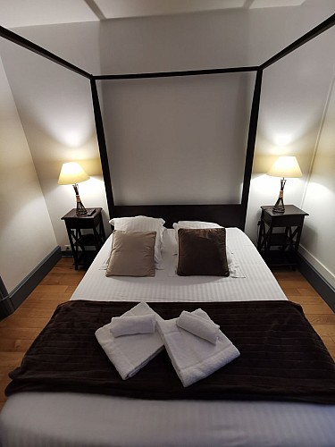 Hôtel des Falaises - Chambre Bain - Rdc