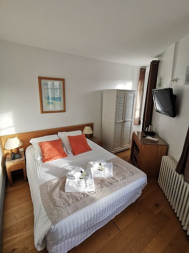 Hôtel des Falaises - Chambre Bain