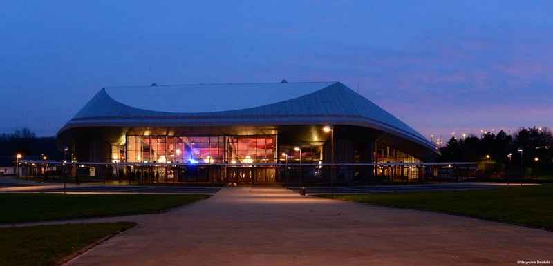 Zénith de Caen - Exterieur nuit -©Zénith de Caen-min