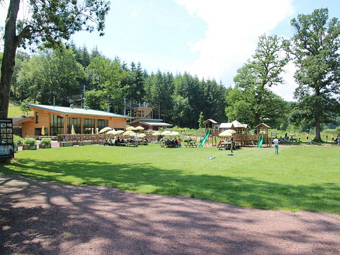 Restaurant-Les-trois-sens-couverts-Normandie-Luge--TIS-