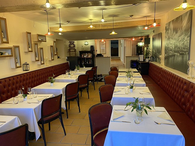 cadet roussel interieur