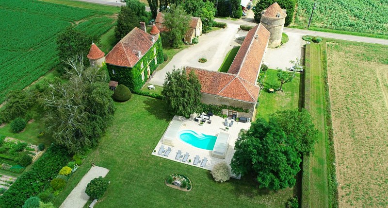 Vue aerienne chateau ribourdin