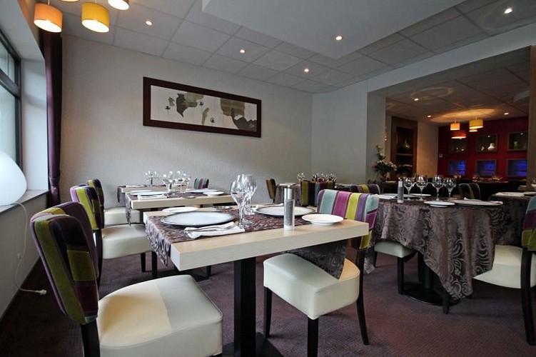 Restaurant Le Naomi / Hotel Le Normandie