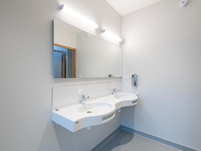 Simone Veil group accommodation