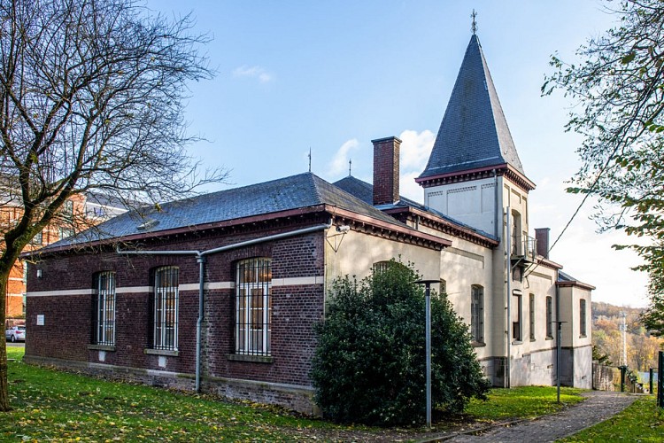 La maternité du plateau Warocqué