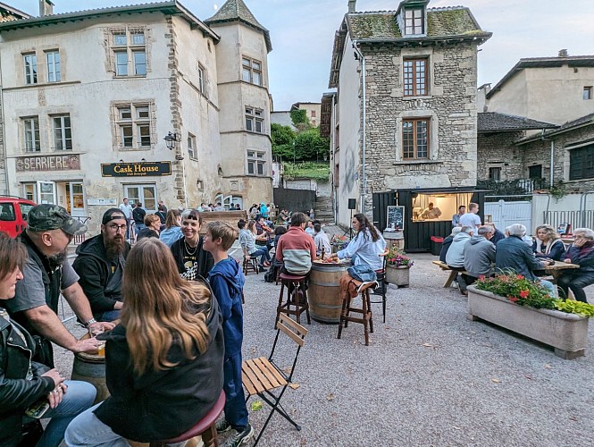 Cask House : Irish Pub