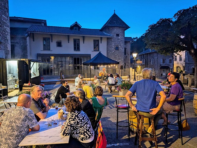 Cask House : Irish Pub