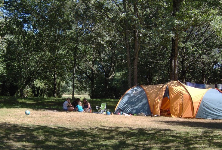 Camping Municipal de la Courtillerie - Saints en Puisaye