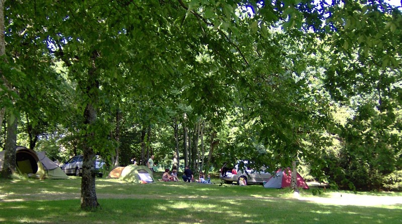 Camping Municipal de la Courtillerie - Saints en Puisaye