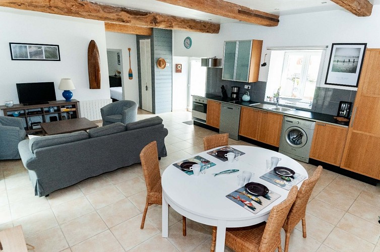 vue générale pièce principale gite de la ferme