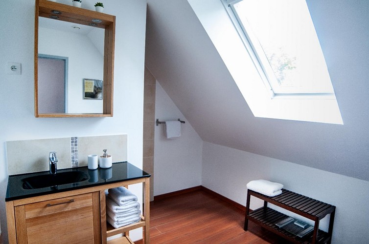 salle de bain chambre Plage_4pax