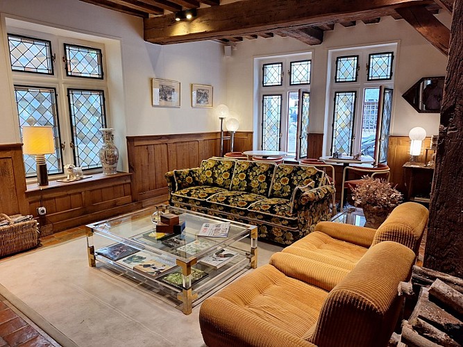 L'Absinthe hôtel centre historique Honfleur salon avec cheminée