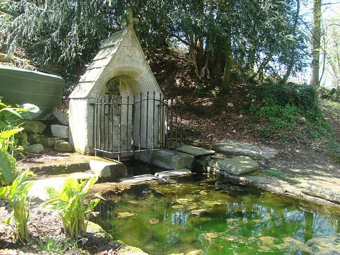 Chapelle et Fontaine de Saint Guen
