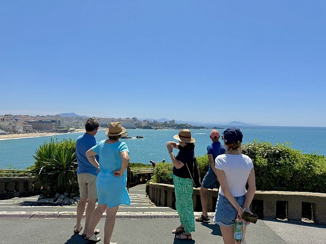 Lecture de paysage Phare  Destination Biarritz