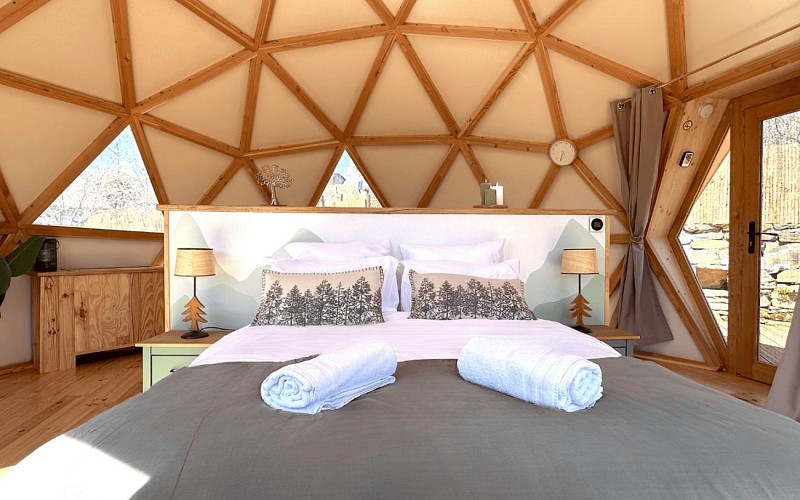 L'étoile du béarn hébergement insolite Dôme 2 personnes avec spa Asson