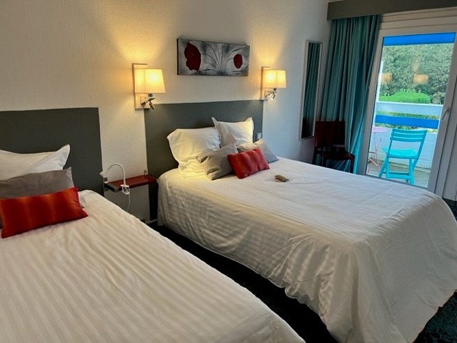 Hôtel du Porge chambre triple