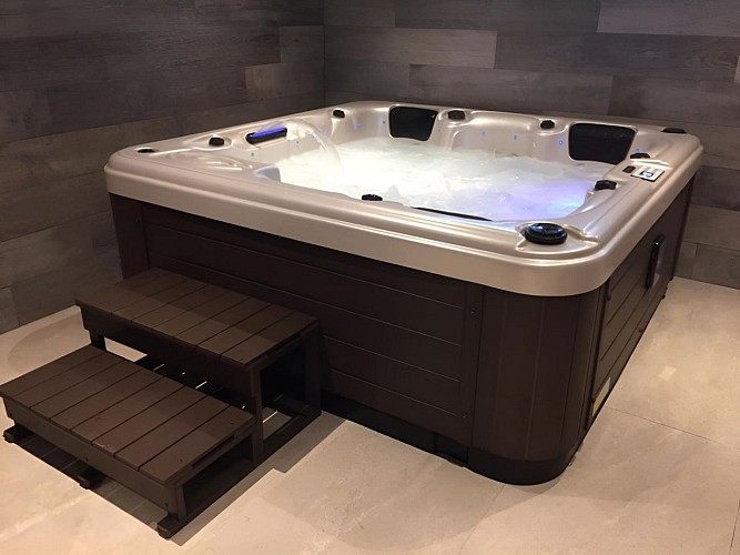 La Pomme d'amour_jacuzzi