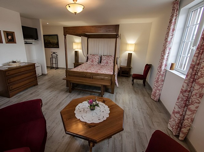 Domaine des Essarts Chez Dana Lerner Lessard-et-le-Chene Chambre