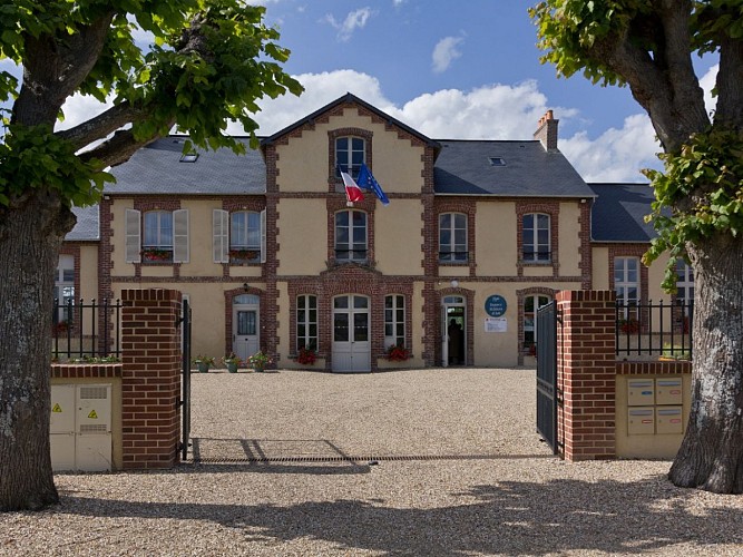 Espace métiers d'art de Beuvron - crédit Gilbert Guillotin.jpg copie