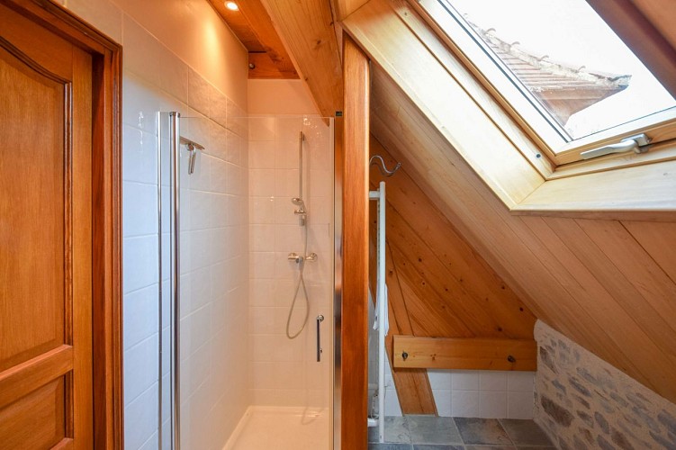 Gite le Bolet salle de douche