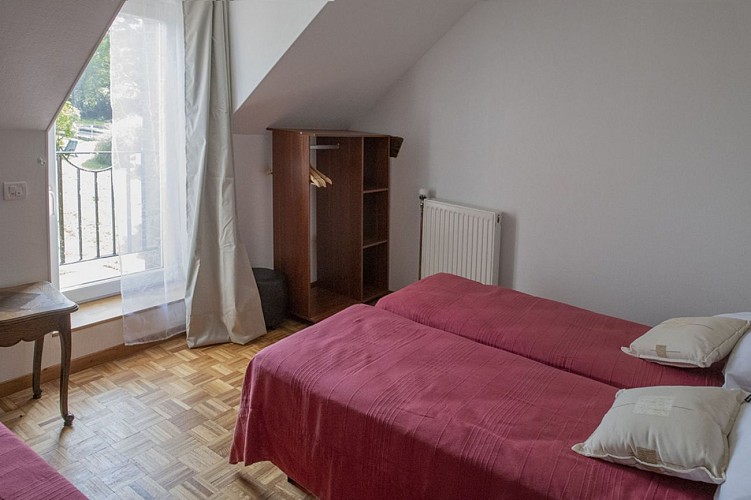 Holistica_Bien_Etre_Clarke_Drahce_PSP_Creative_Chambre_Chevrefeuille