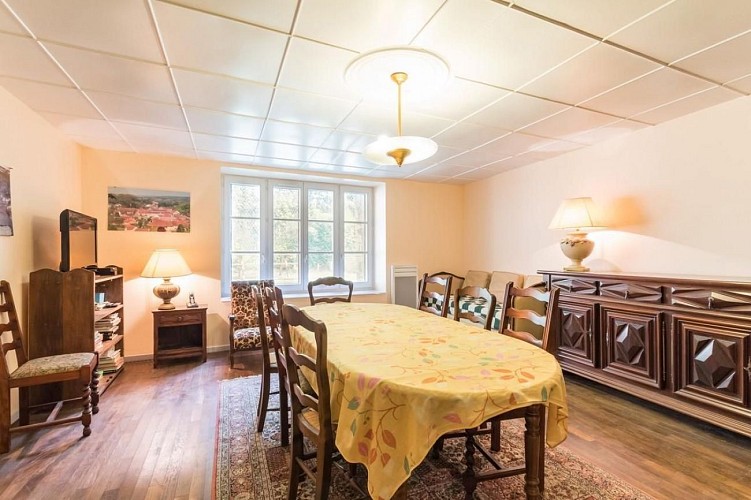 259488-1_H70P009000_5b0522769866a_3