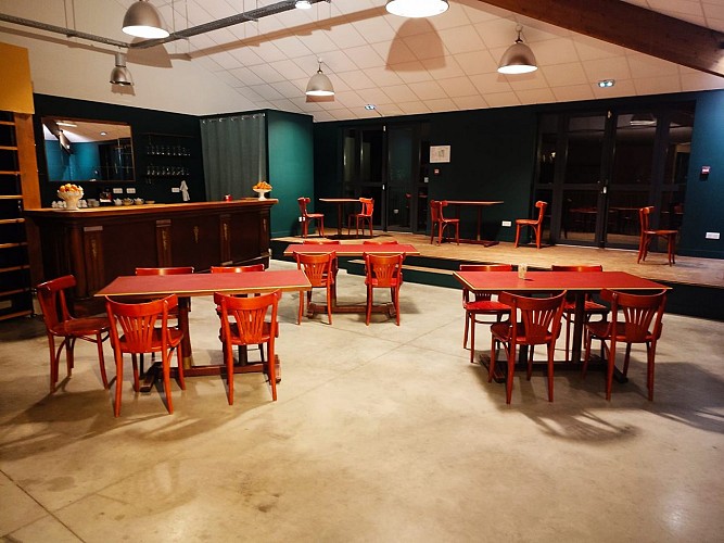 restaurant la bamboche - les tables