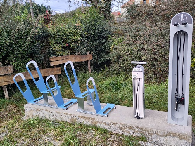 rack 5 places et station 2 en 1