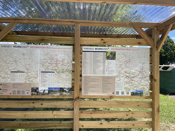 Station vélo 3 - OLORON SAINTE-MARIE (©OTHB) - DI