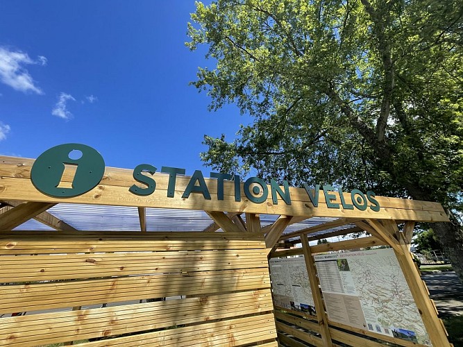 Station vélo 2 - OLORON SAINTE-MARIE (©OTHB) - DI