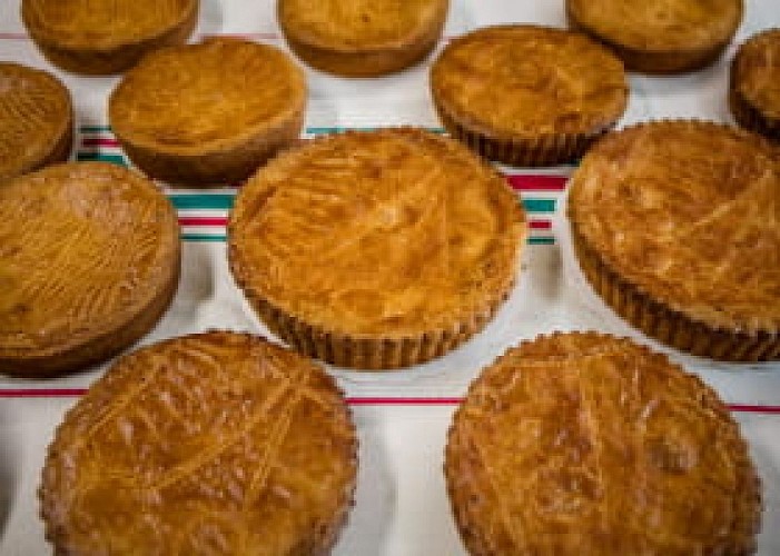 Marché-PierreCarton-GateauBasque-3-280x200