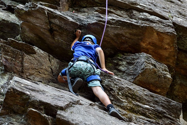 Escalades SSN Vézère Passion - Uzerche © Benoit Charles (31)