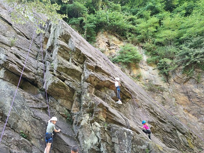 Escalade SSN Vézère Passion - Uzerche © L Léonard (3)